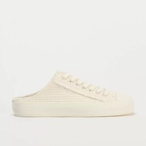 Zara Off-White Slip-On Lace-Up Sneakers